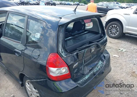 2008 Honda Fit Sport из США, поврежденный, VIN JHMGD37618S002398